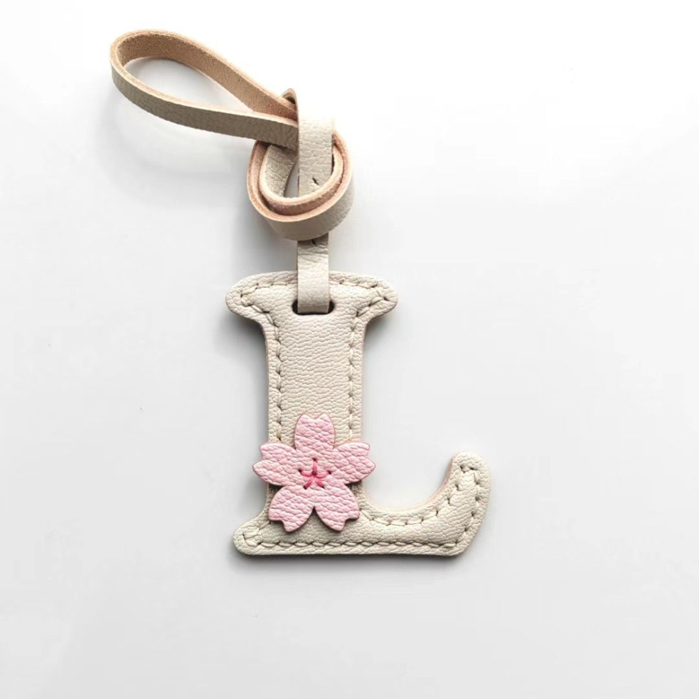 Yaratıcı Yüksek Kaliteli Hakik - Monogram Keychain Leather incelemesi ve fiyatı